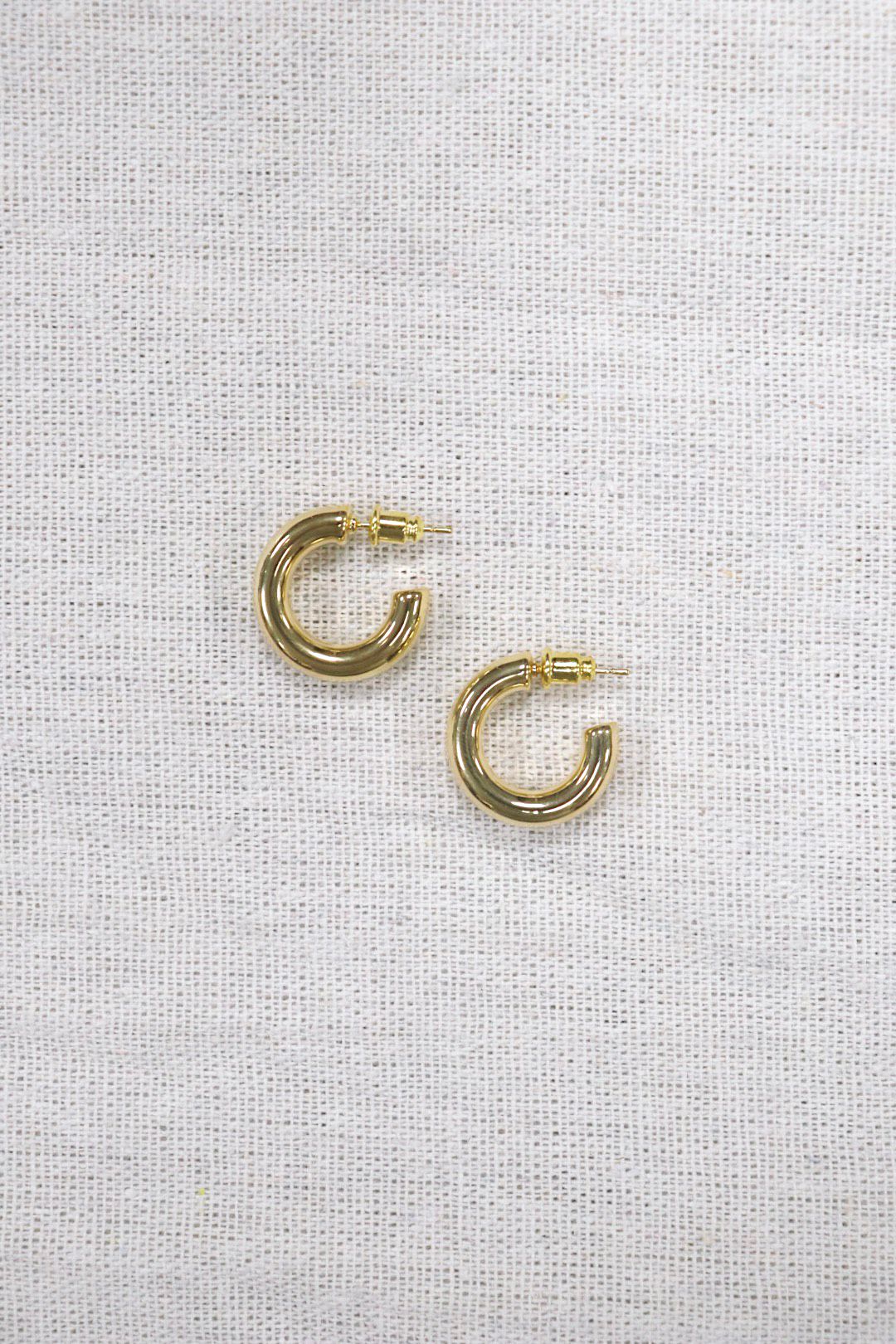 gold Color earings for women 